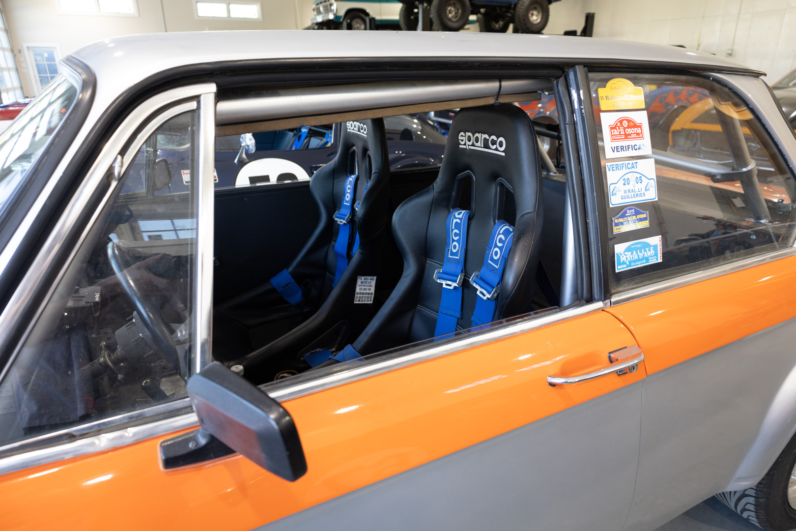 BMW 2002 seats